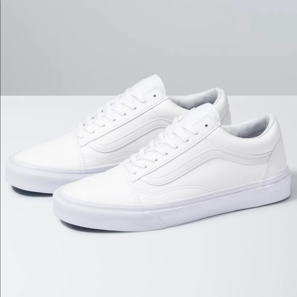 Vans White Leather CLASSIC TUMBLE OLD SKOOL